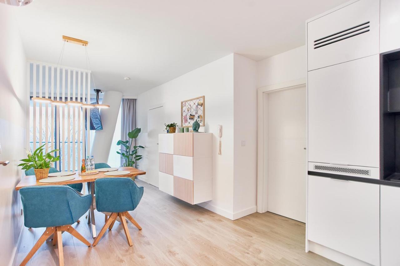 Wave Family Apartment - Sea View ミエンジズドロイェ エクステリア 写真